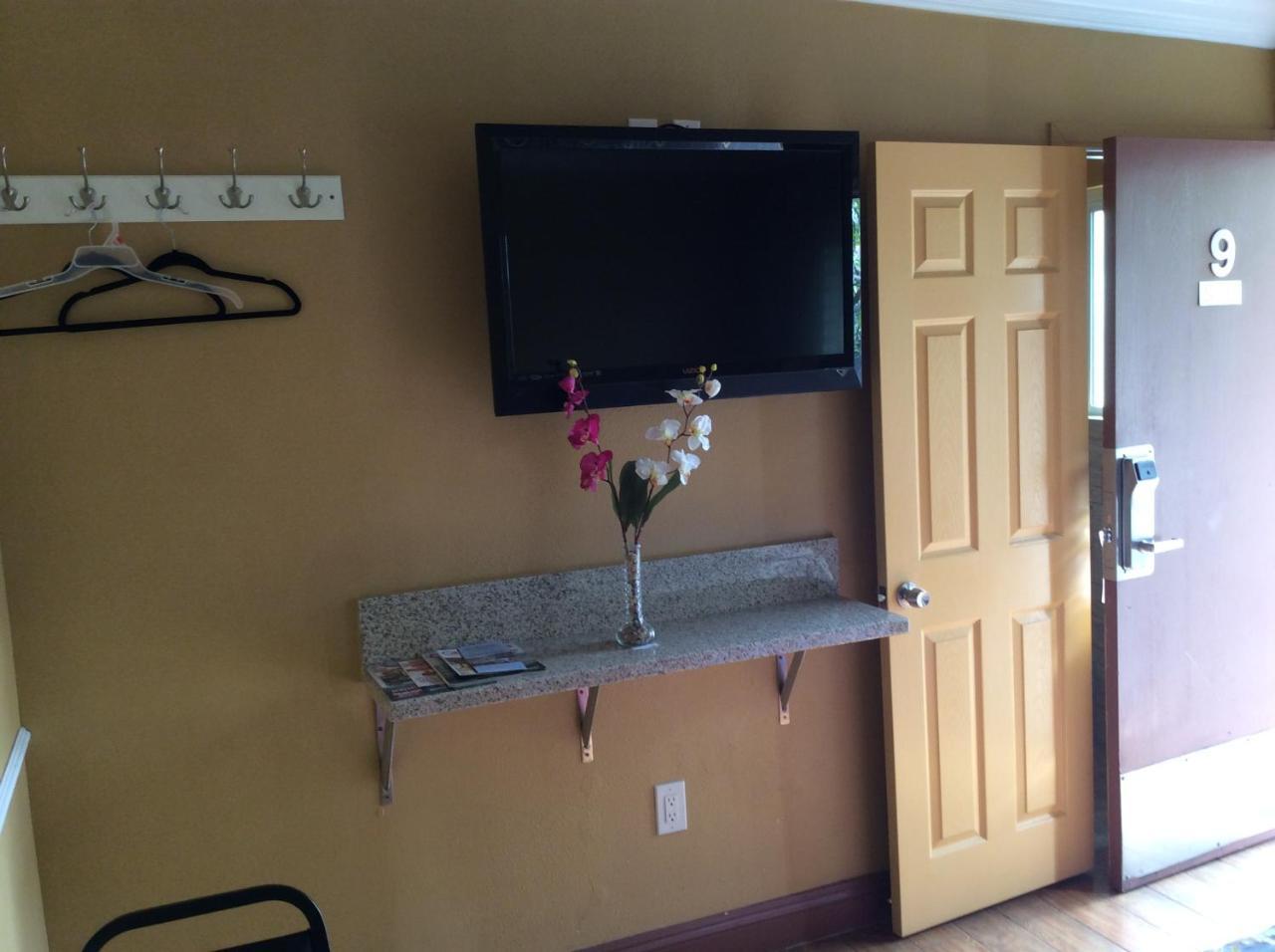 El Don (adults Only) Motel