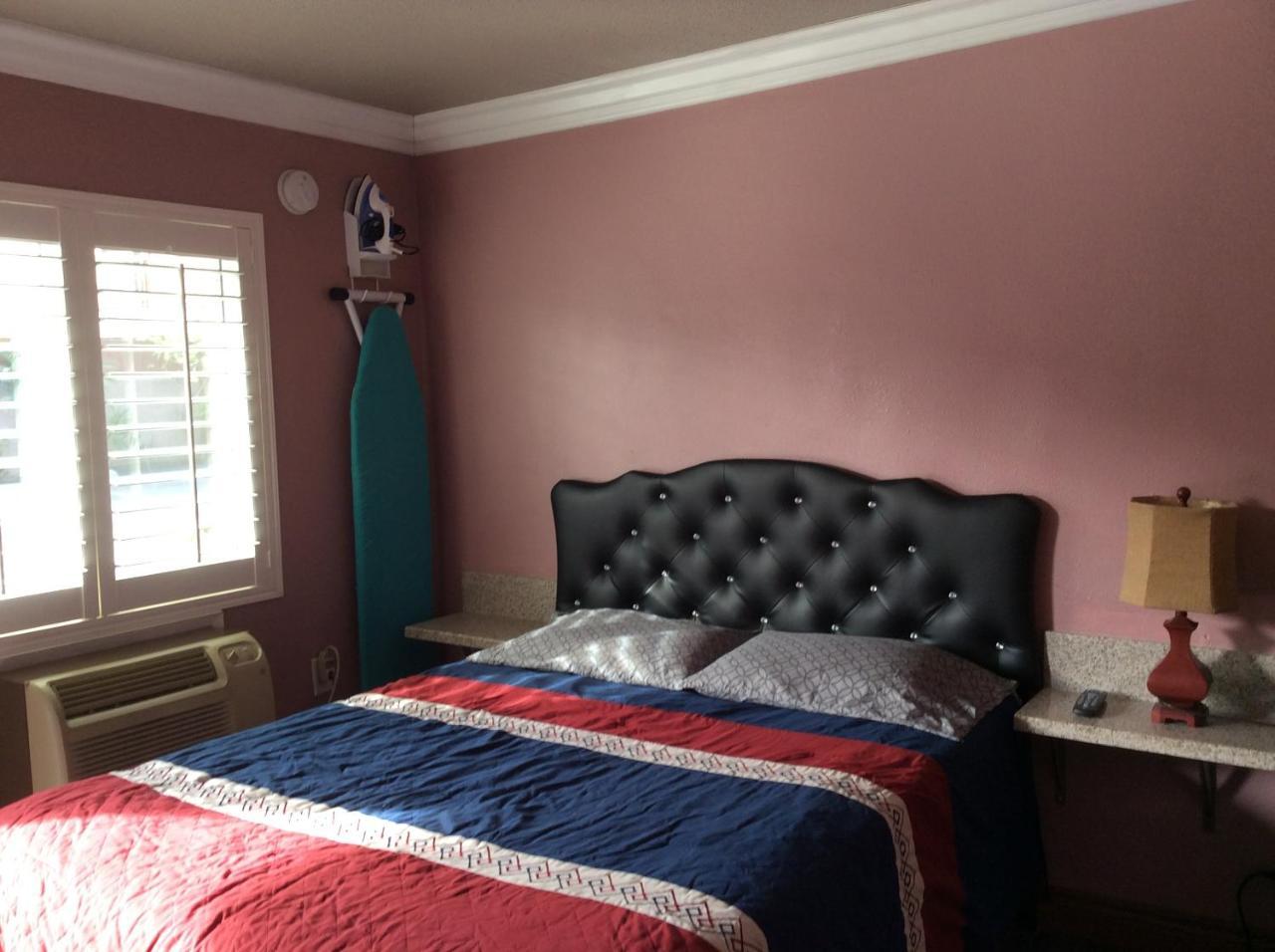 El Don (adults Only) Motel 2*